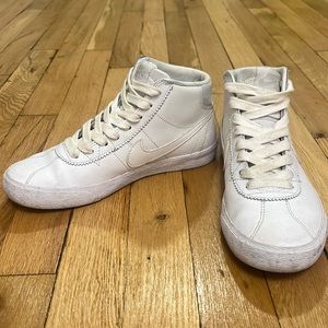 Women’s Nike SB Bruin 5.5 High Top